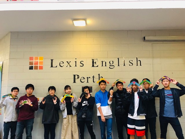 67204194_369362540429375_8131485444907991040_n