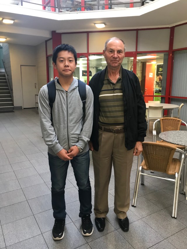 0A49A0F2-933D-42DE-AEE9-7C8A77732AC9