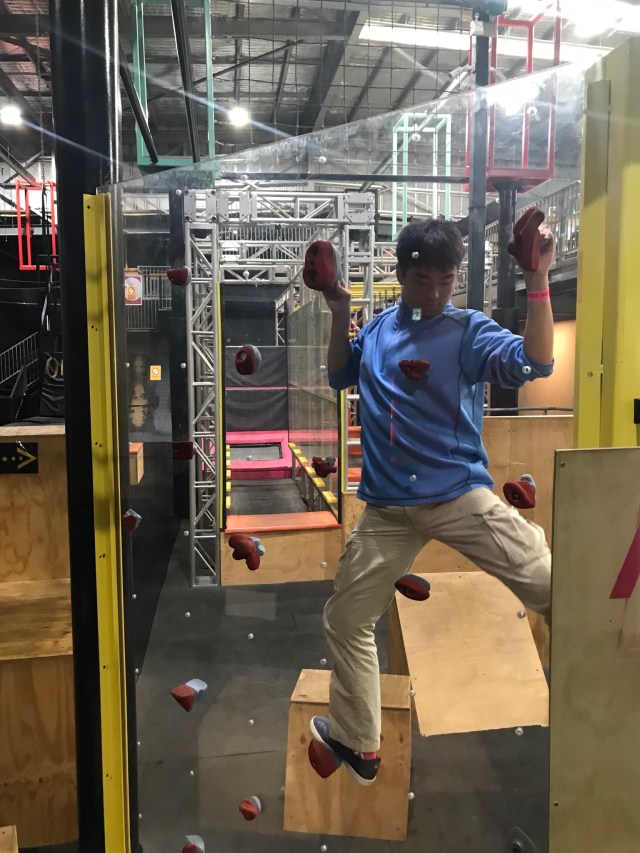 21170CA5-5A15-4C10-8A97-4C6BDE55486D