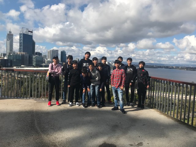 2A1222C3-0F44-4768-96E1-B4633F659CFC