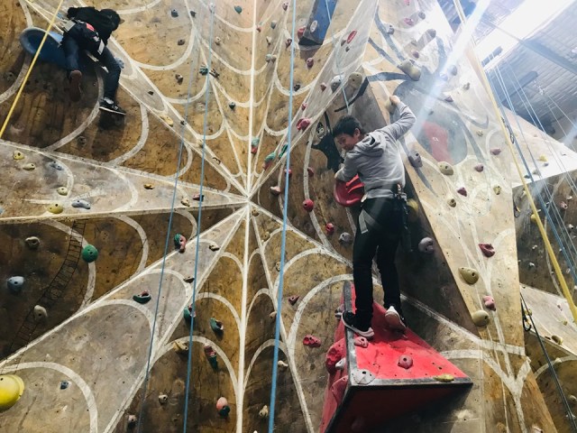 67952896_2395588434033194_8472862068502953984_n