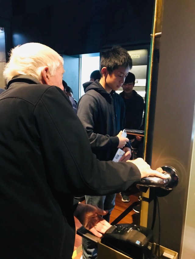 FC23D14F-A6CC-46EB-8918-5F603ADC9EEA